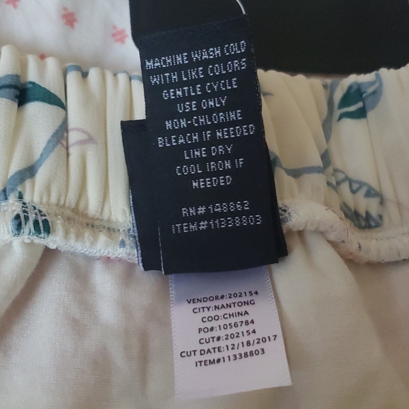 👸Disney 'Princesses' Skirt👸 - Picture 7 of 7